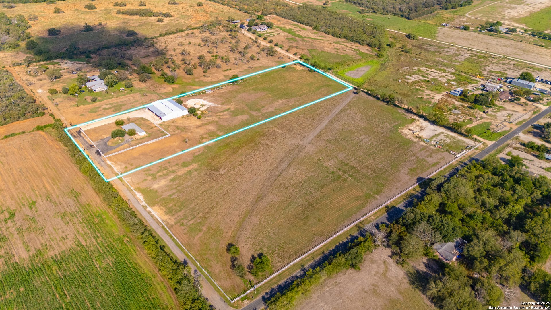 11791 Kinney Road Atascosa TX 78002