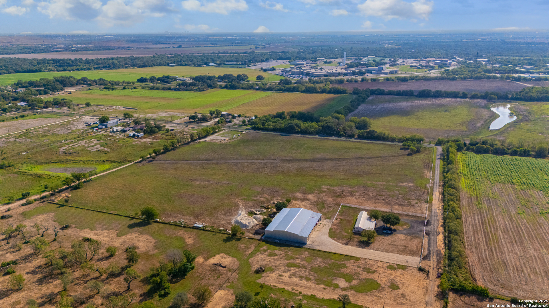 11791 Kinney Road Atascosa TX 78002