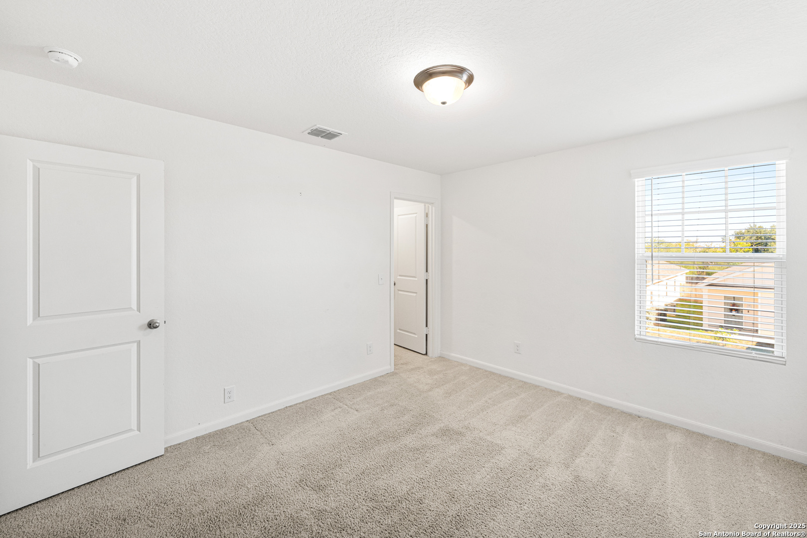5639 Pearl Meadow Converse TX 78109