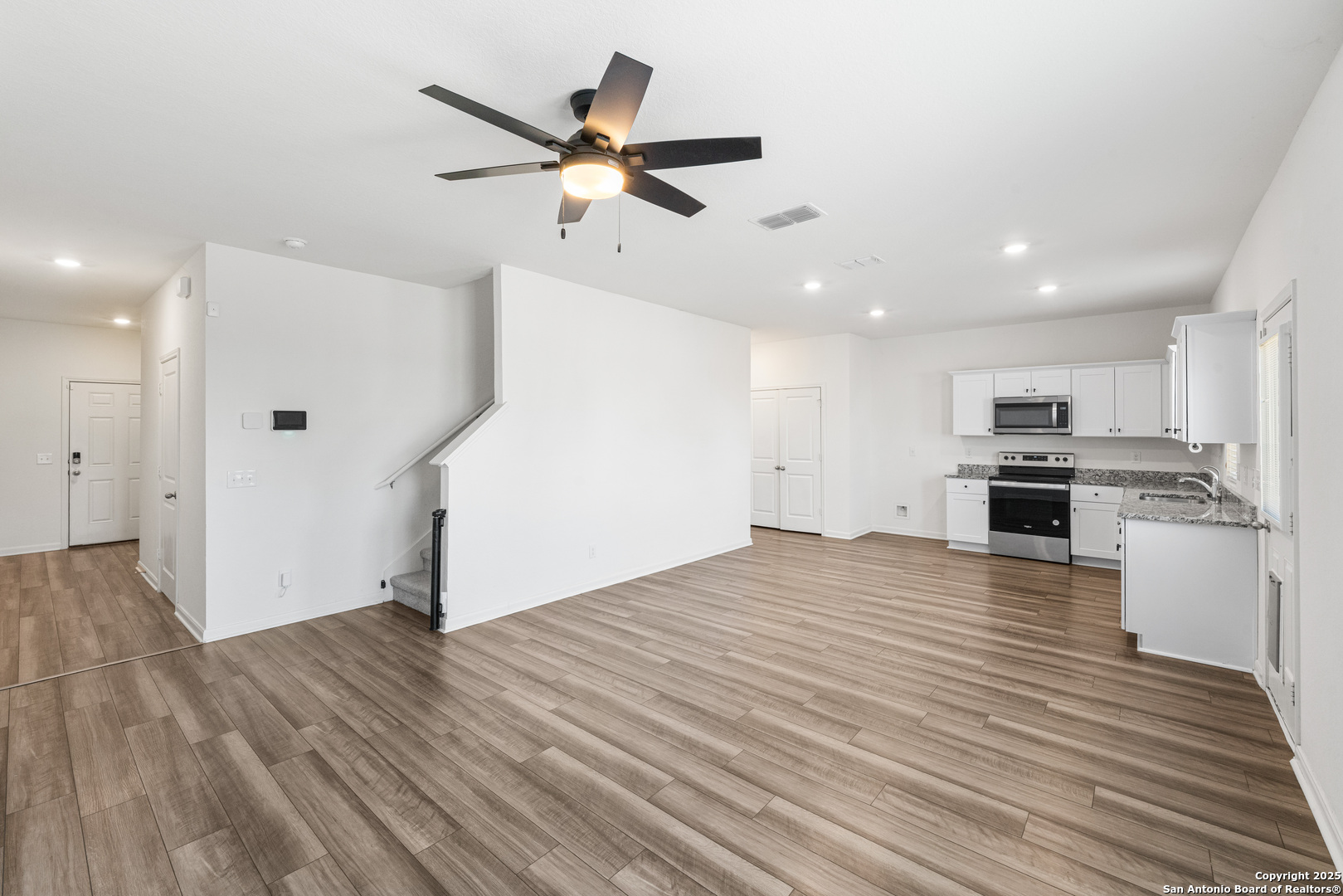 5639 Pearl Meadow Converse TX 78109