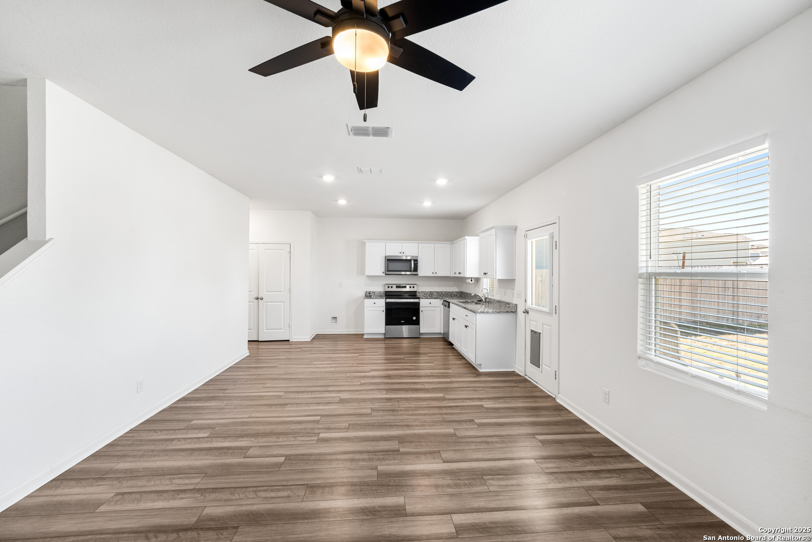 5639 Pearl Meadow Converse TX 78109