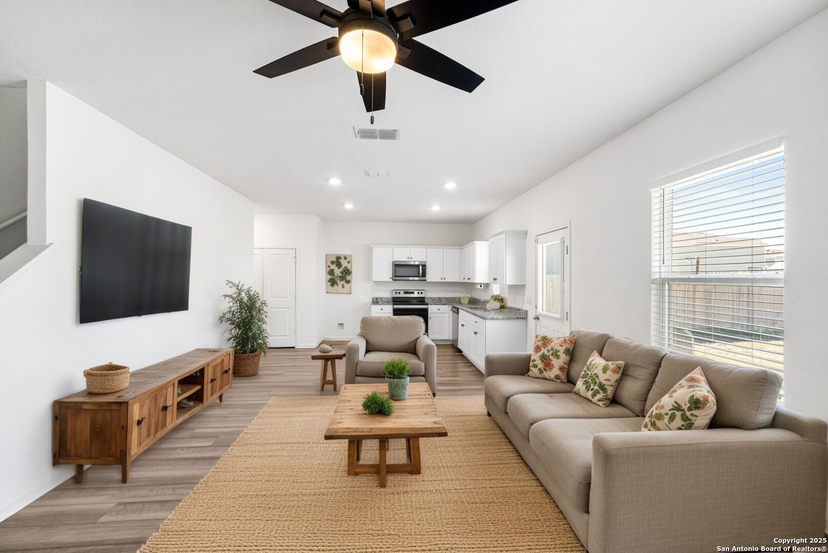 5639 Pearl Meadow Converse TX 78109