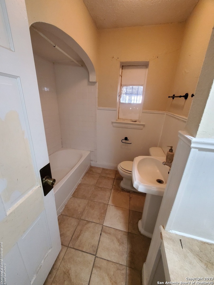 114 Pardo Circle San Antonio TX 78228