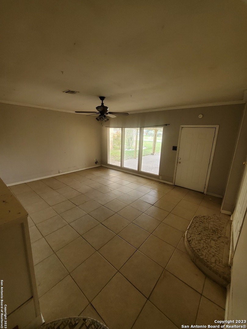 114 Pardo Circle San Antonio TX 78228