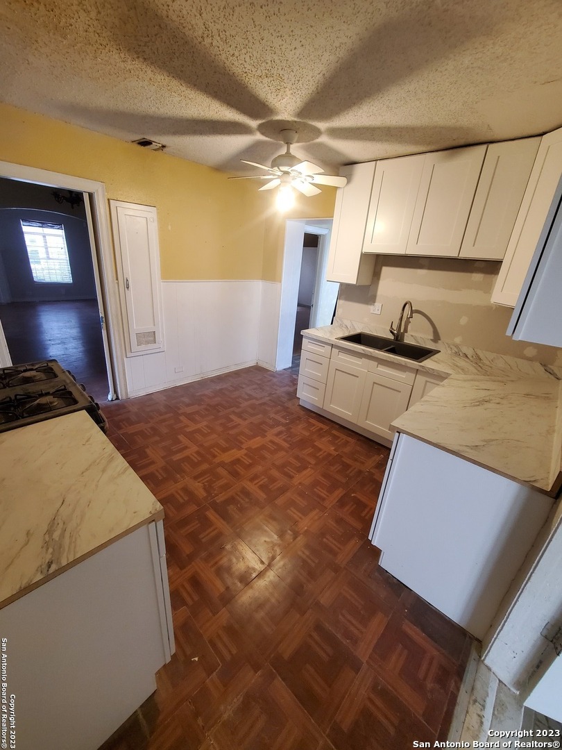 114 Pardo Circle San Antonio TX 78228