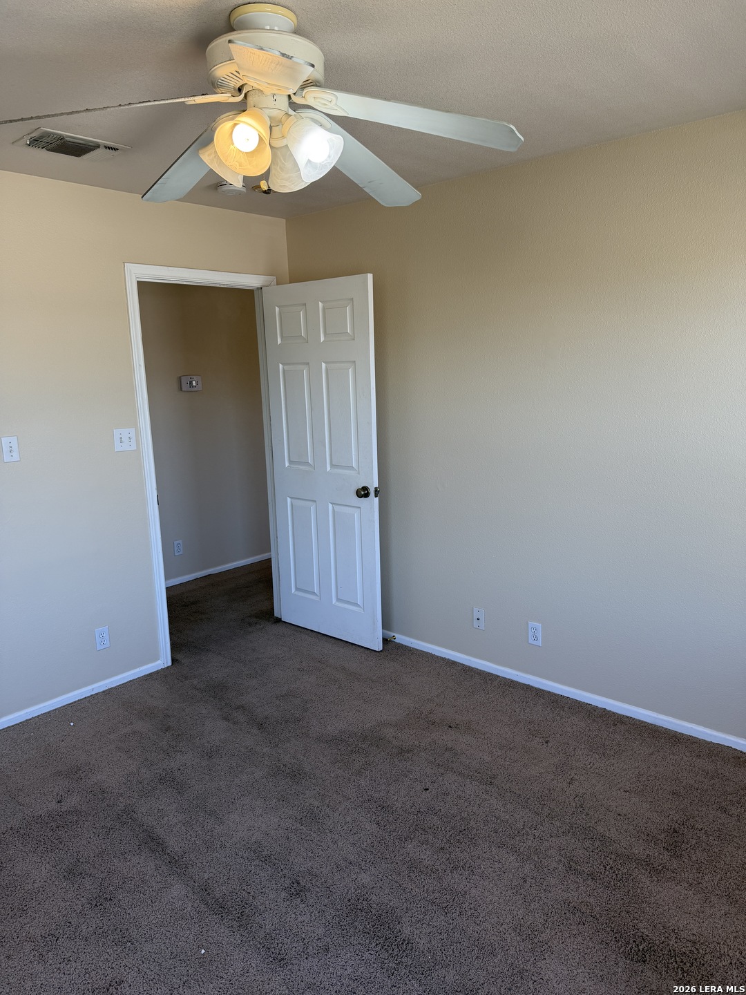 212 Schriewer Poth TX 78147