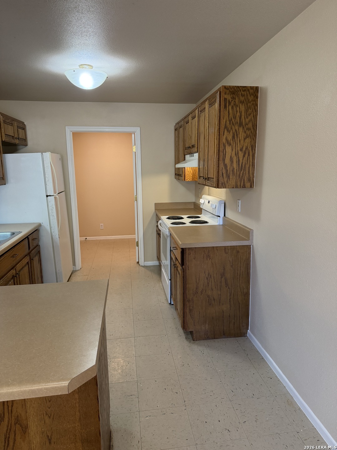 212 Schriewer Poth TX 78147