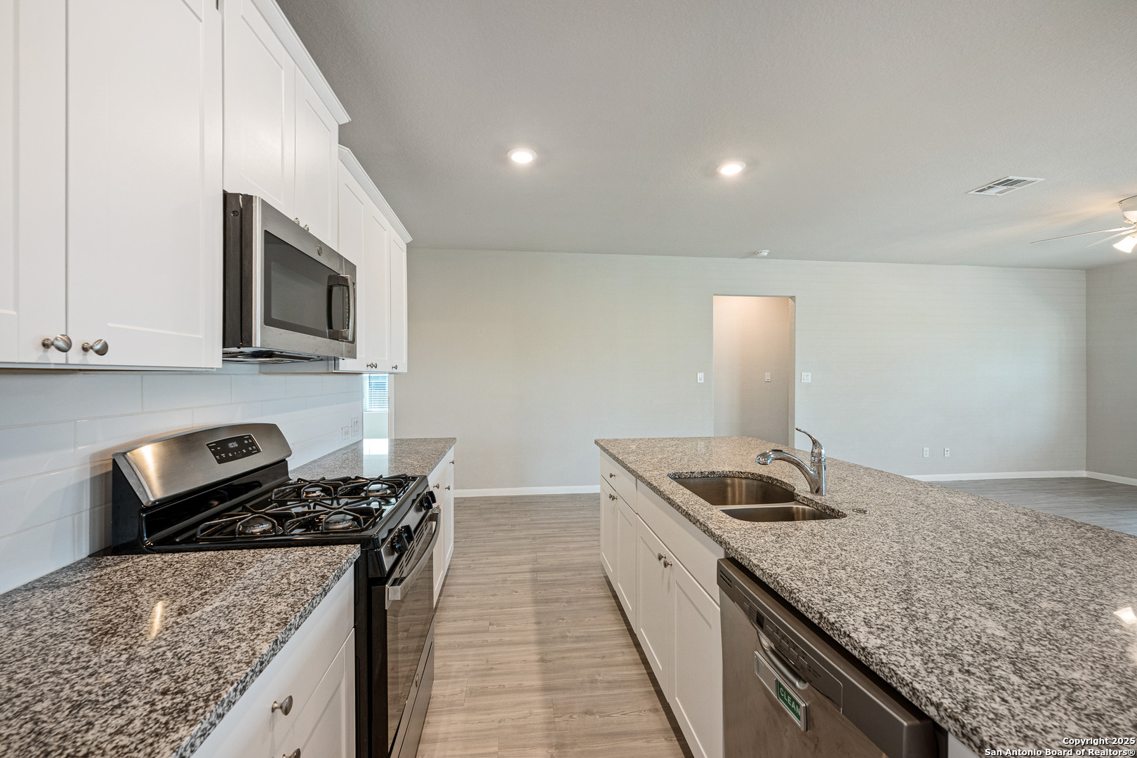 15214 Counterpoint San Antonio TX 78245