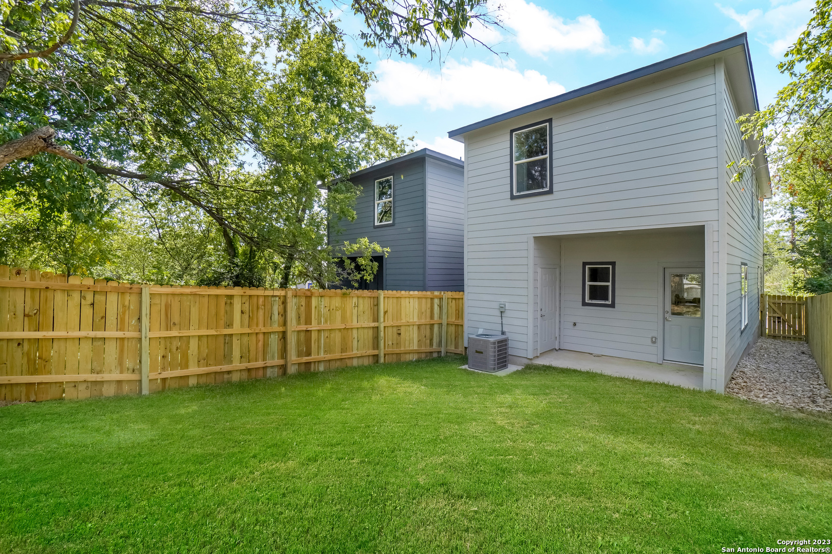 104 Shenandoah San Antonio TX 78210