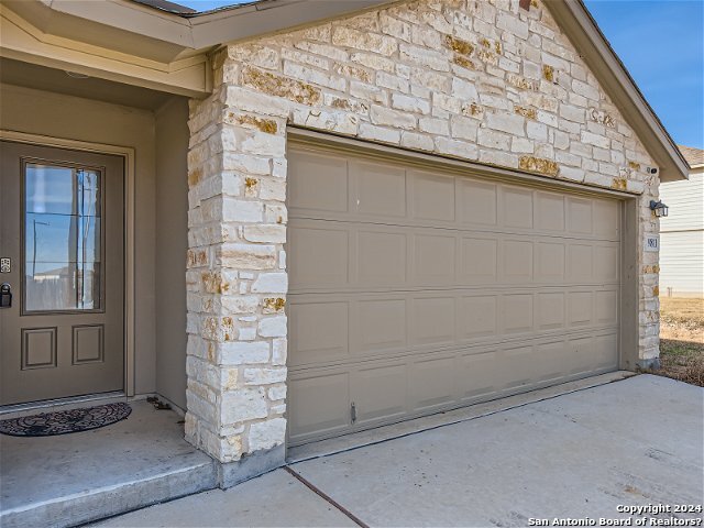 9811 Bratten Rise San Antonio TX 78254