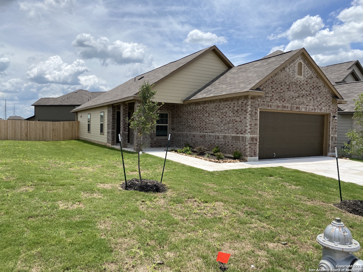 8226 Noble Crest Converse TX 78109