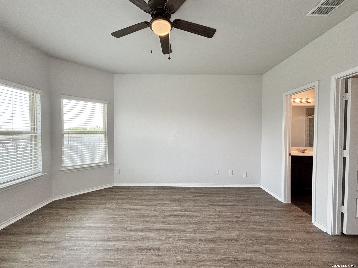 8226 Noble Crest Converse TX 78109
