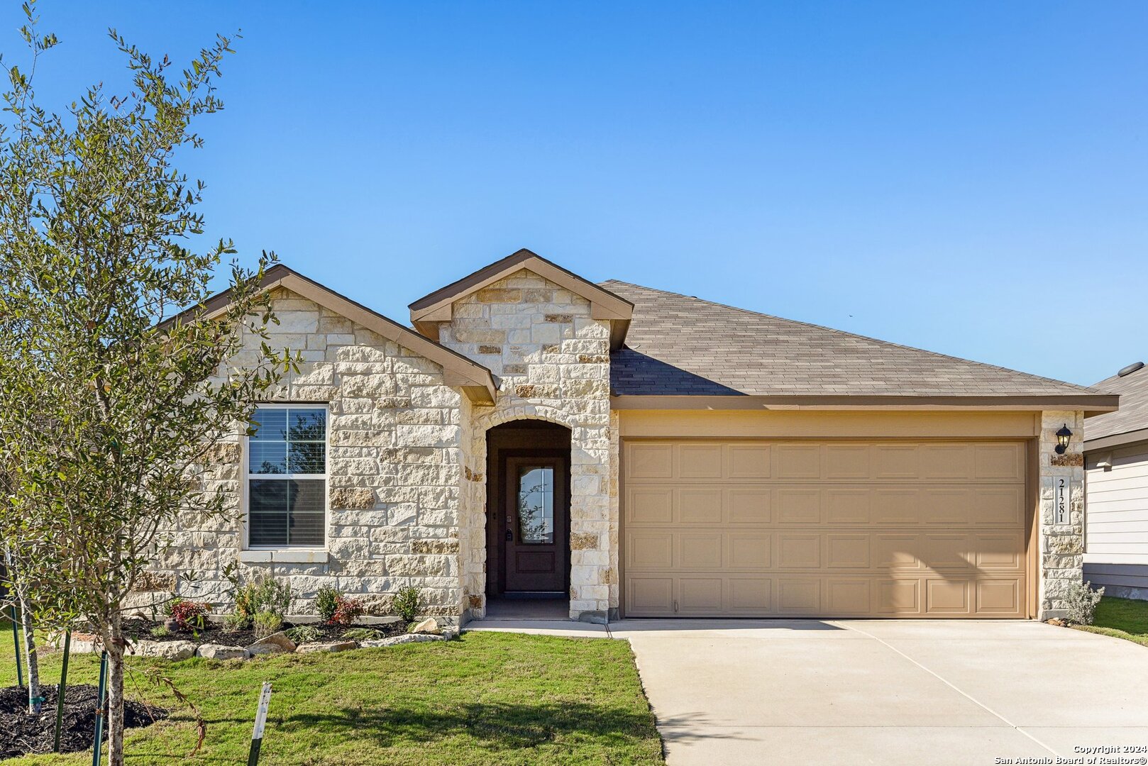 21281 Millstream Bend San Antonio TX 78266
