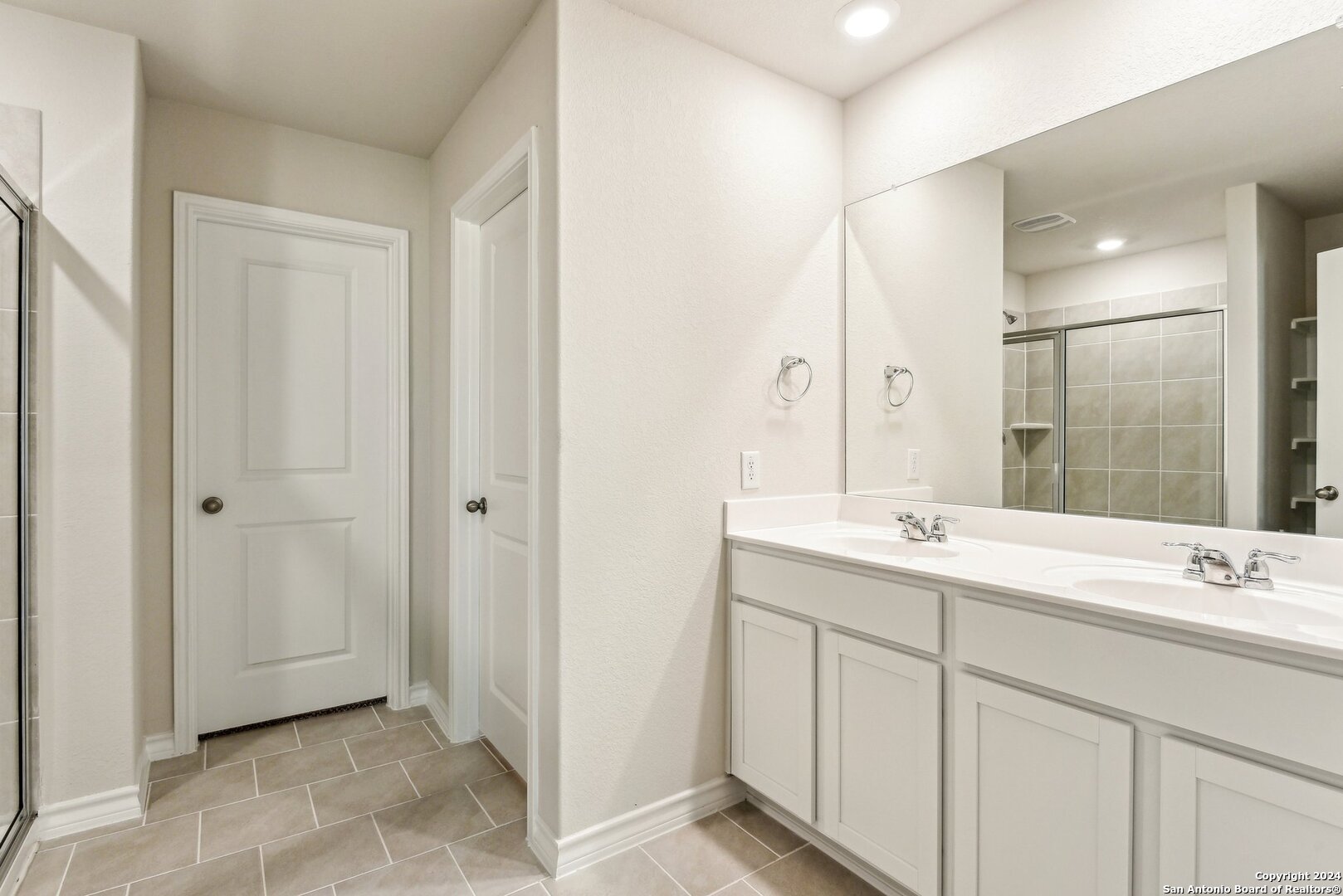 21281 Millstream Bend San Antonio TX 78266
