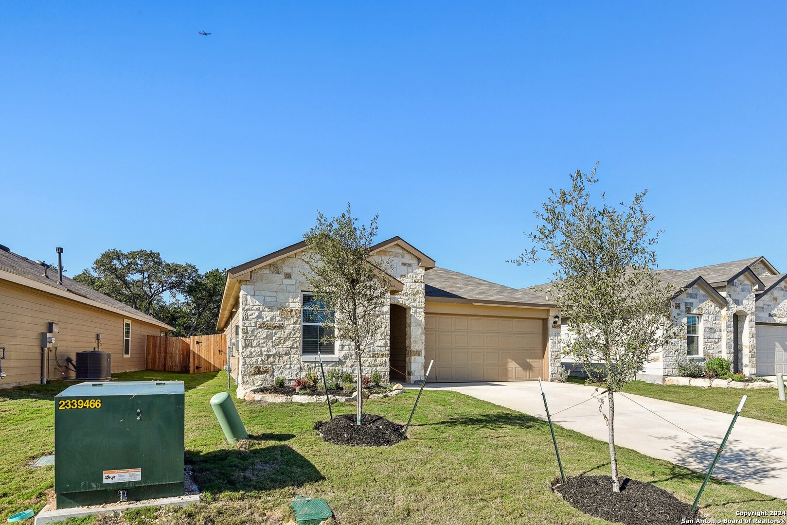 21281 Millstream Bend San Antonio TX 78266
