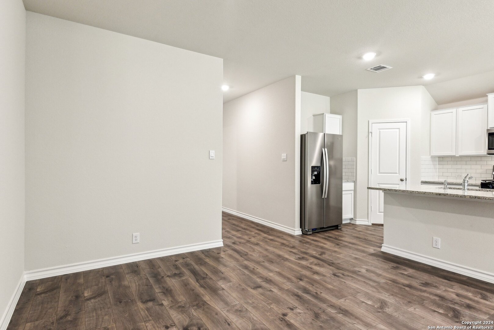 21281 Millstream Bend San Antonio TX 78266