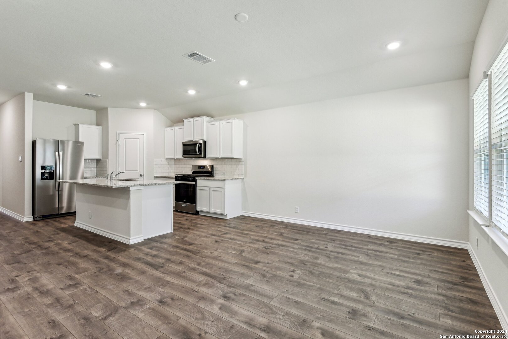 21281 Millstream Bend San Antonio TX 78266