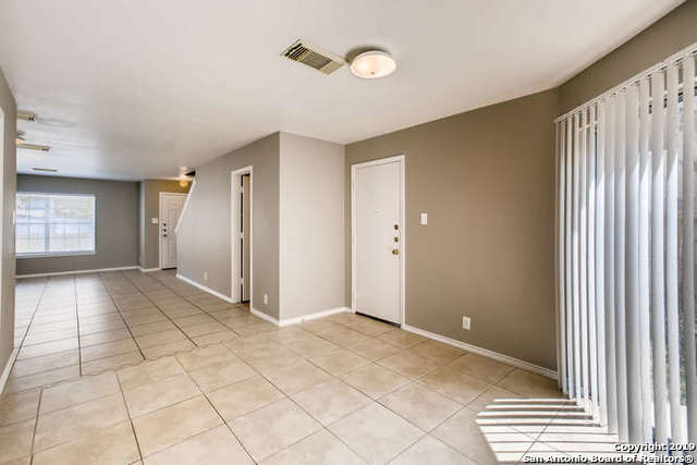 11 Braches Park San Antonio TX 78240