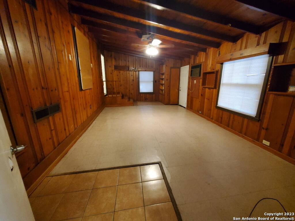2607 W Craig Place San Antonio TX 78228