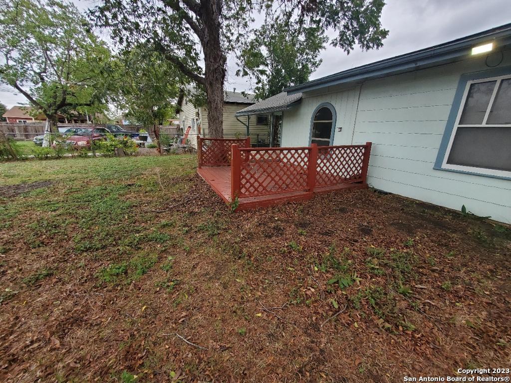 2607 W Craig Place San Antonio TX 78228