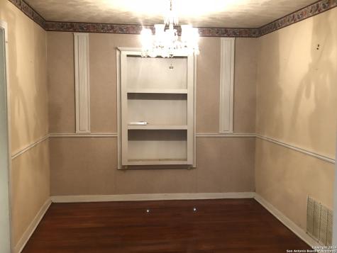 2607 W Craig Place San Antonio TX 78228