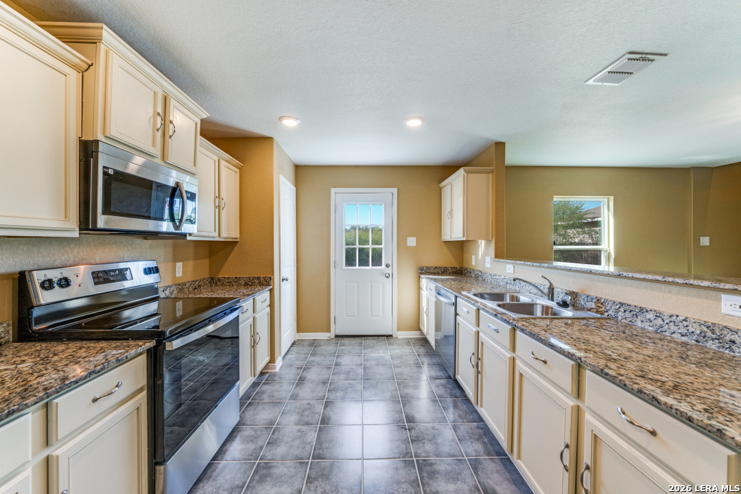 2915 Lavender Meadow San Antonio TX 78222