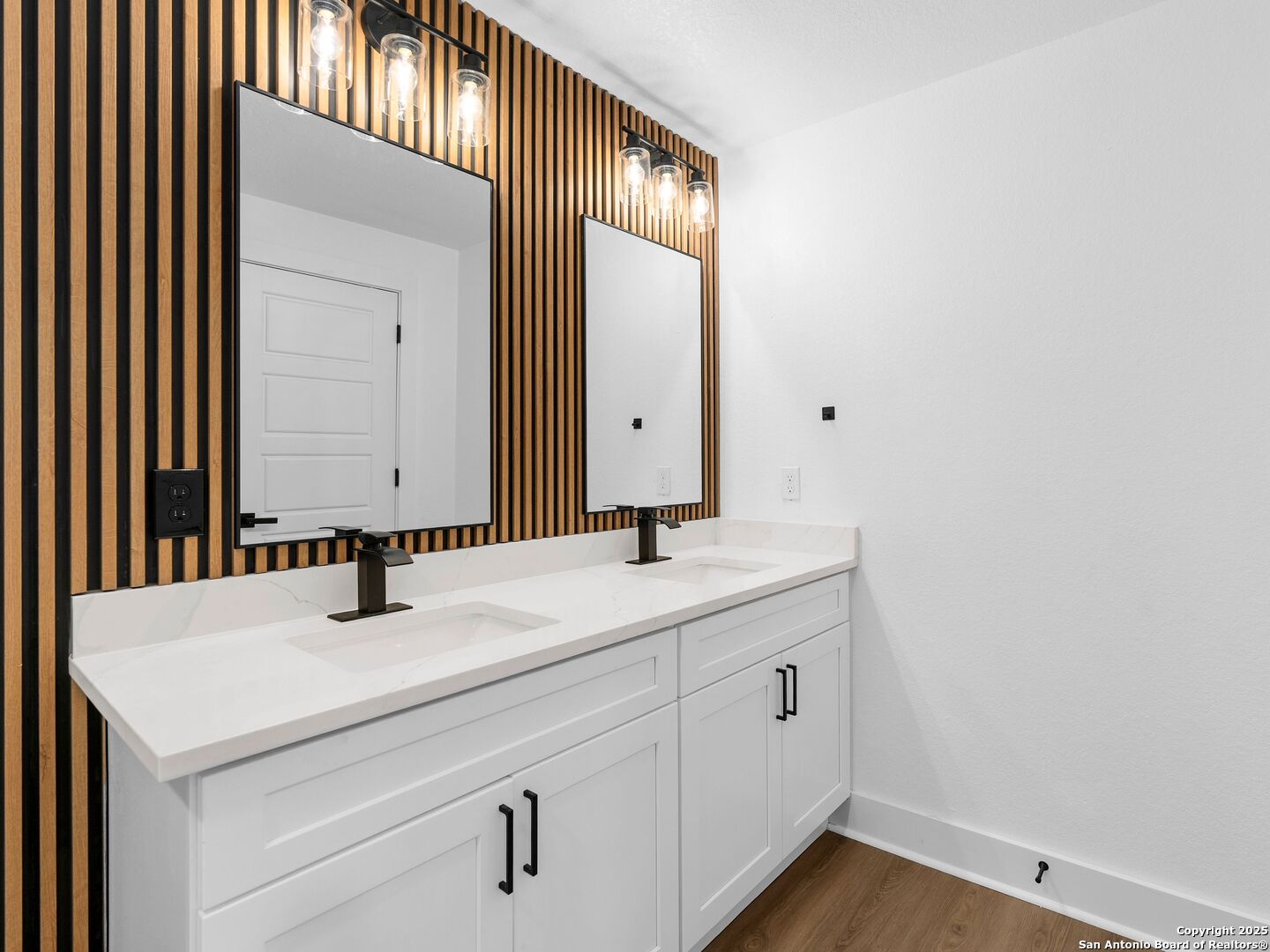 148 Terrell Road Alamo Heights TX 78209