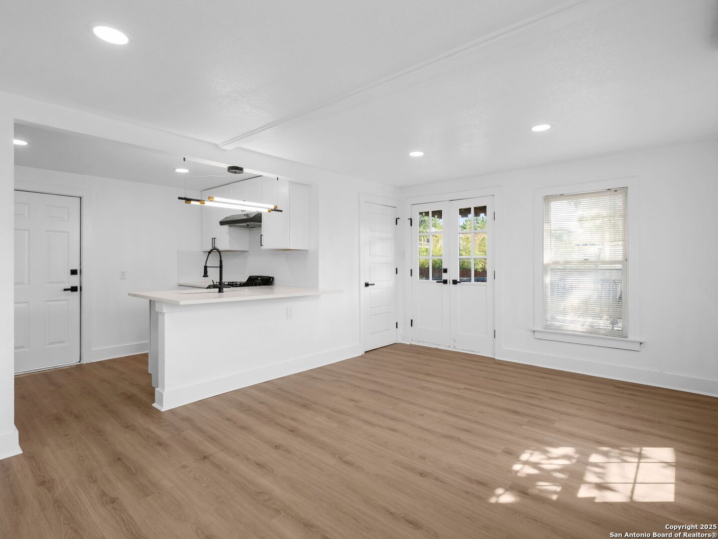 148 Terrell Road Alamo Heights TX 78209