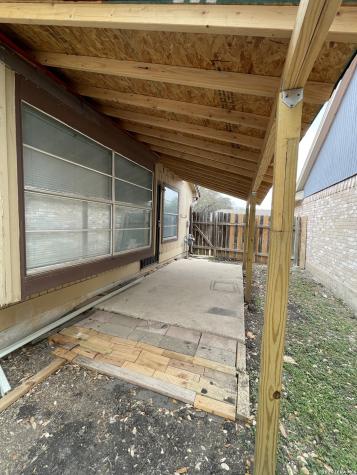2730 Mud Lake San Antonio TX 78245