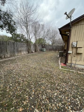 2730 Mud Lake San Antonio TX 78245