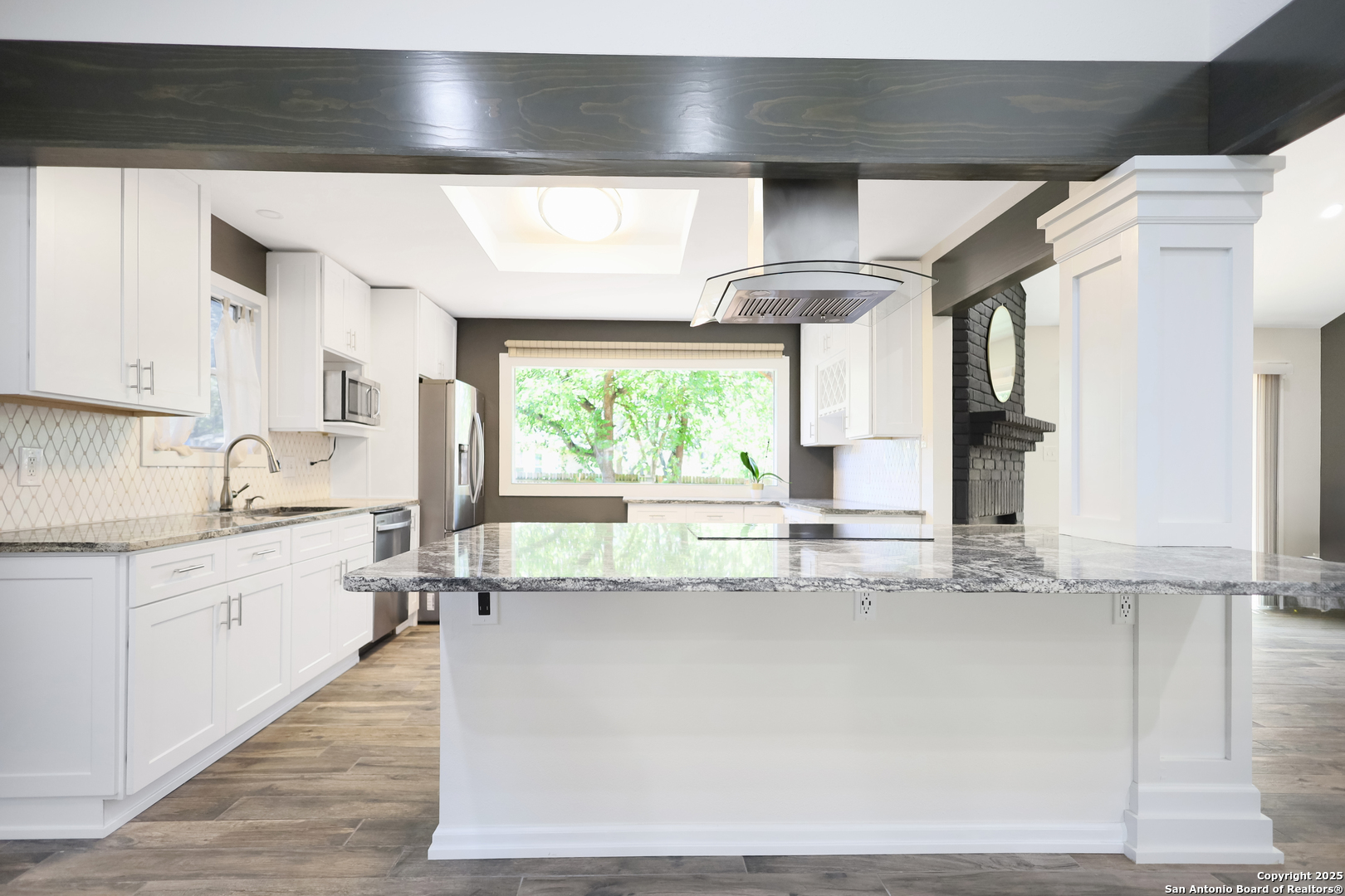 8605 Wood Peak San Antonio TX 78251