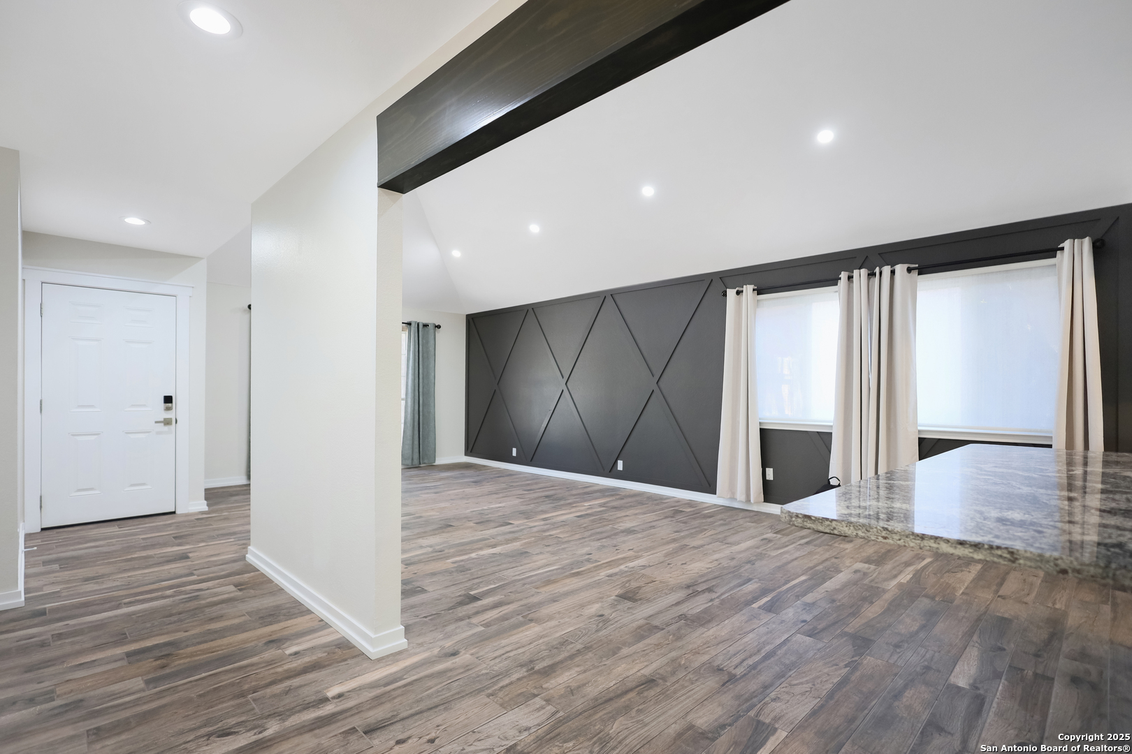 8605 Wood Peak San Antonio TX 78251
