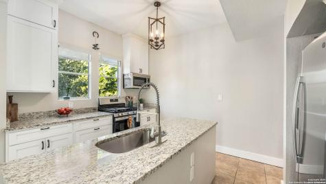 801 W Mulberry Avenue San Antonio TX 78212