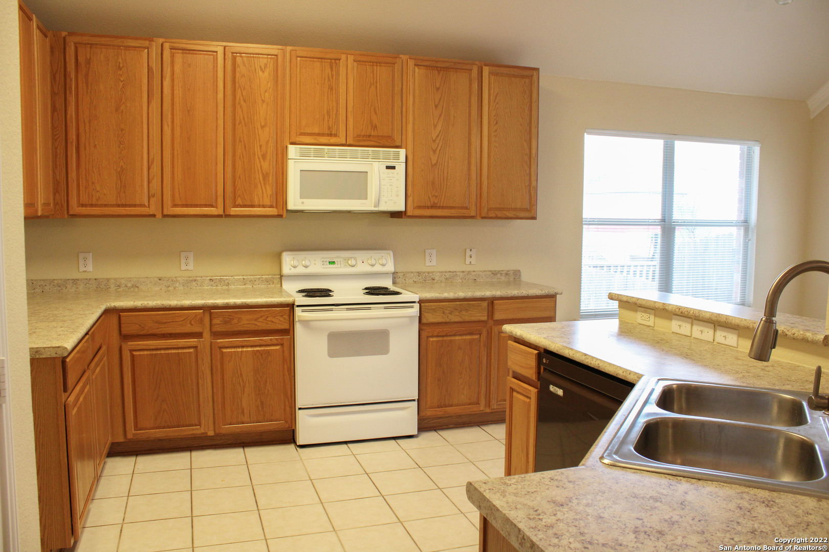 1331 Arrow Bow San Antonio TX 78258
