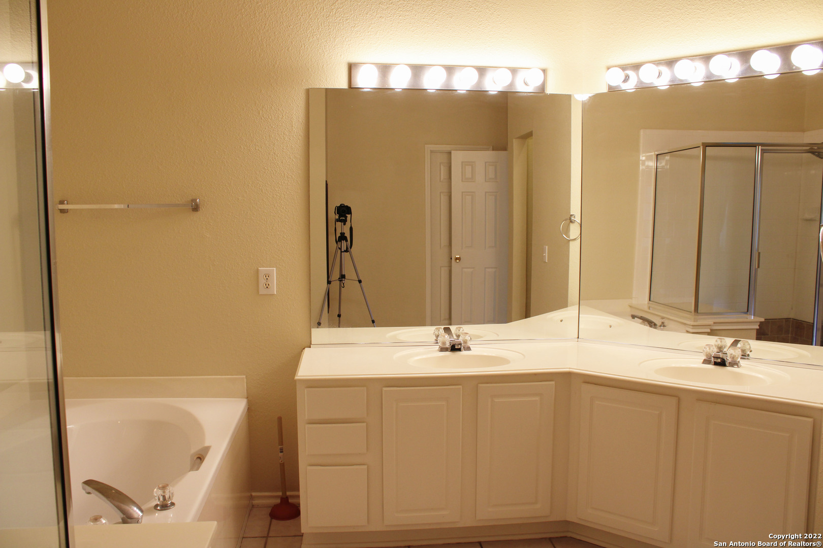 1331 Arrow Bow San Antonio TX 78258
