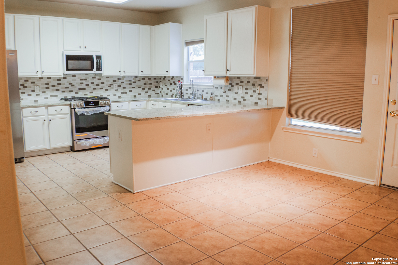 13707 Riverbank Pass Helotes TX 78023