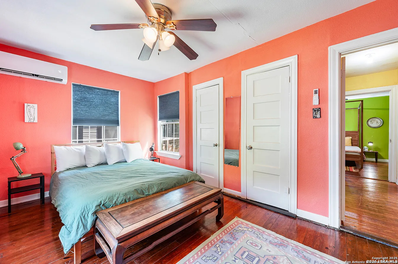 513 W Rosewood Avenue San Antonio TX 78212
