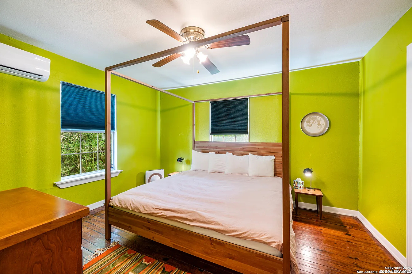 513 W Rosewood Avenue San Antonio TX 78212