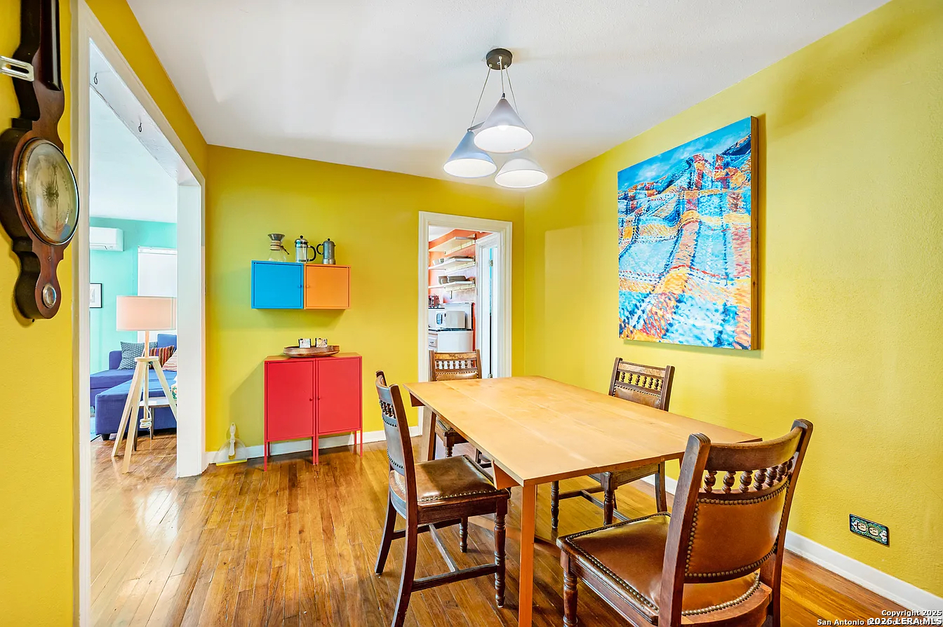 513 W Rosewood Avenue San Antonio TX 78212
