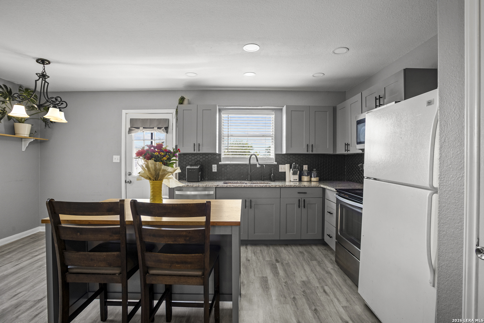 5923 Fox Canyon San Antonio TX 78252