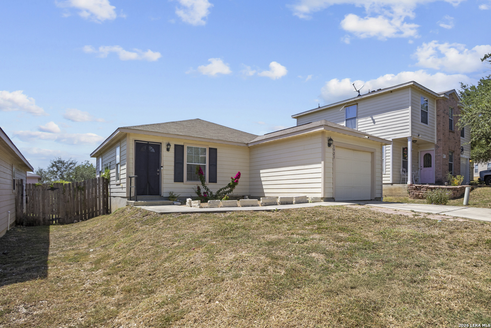 5923 Fox Canyon San Antonio TX 78252