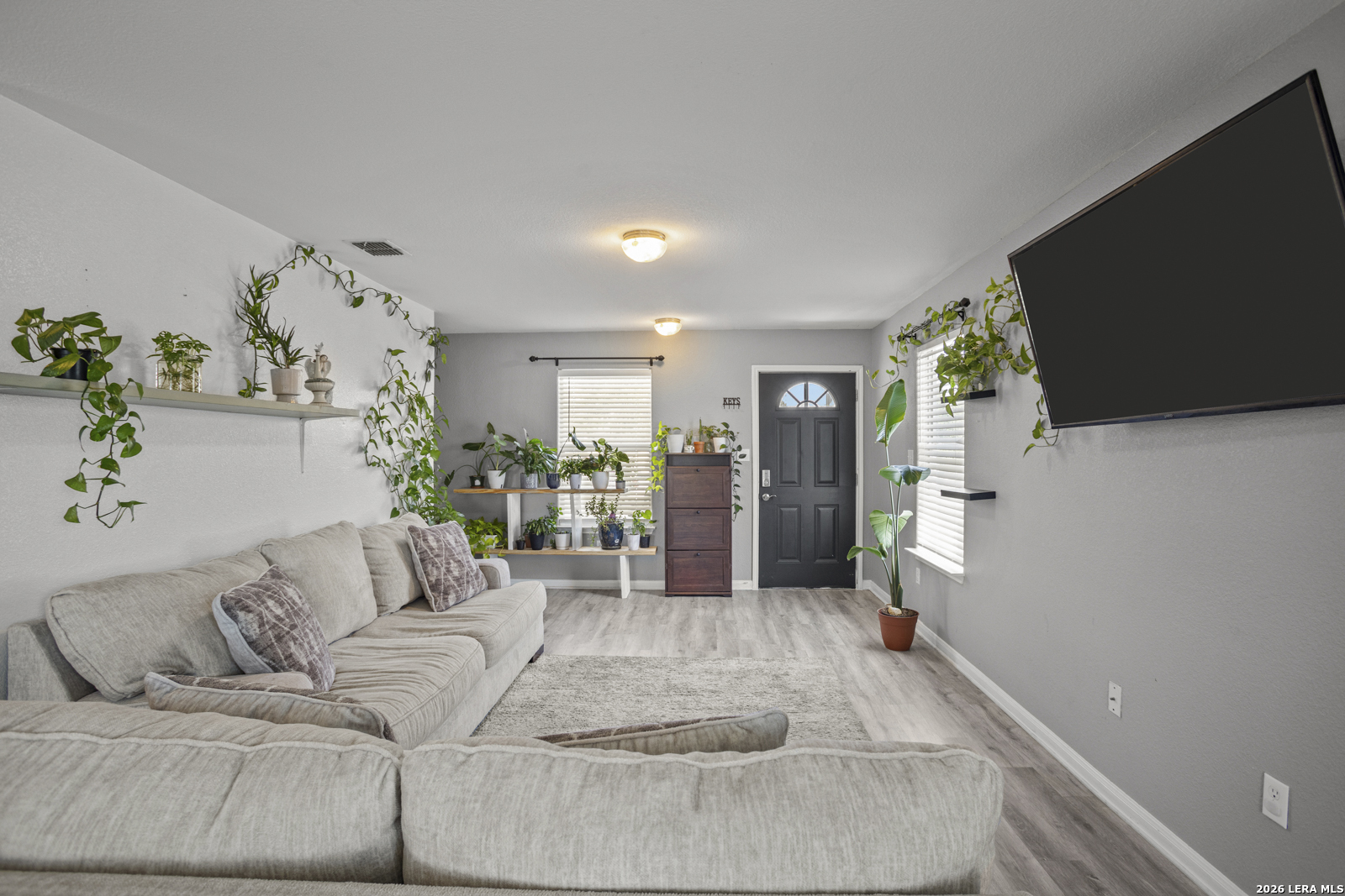 5923 Fox Canyon San Antonio TX 78252