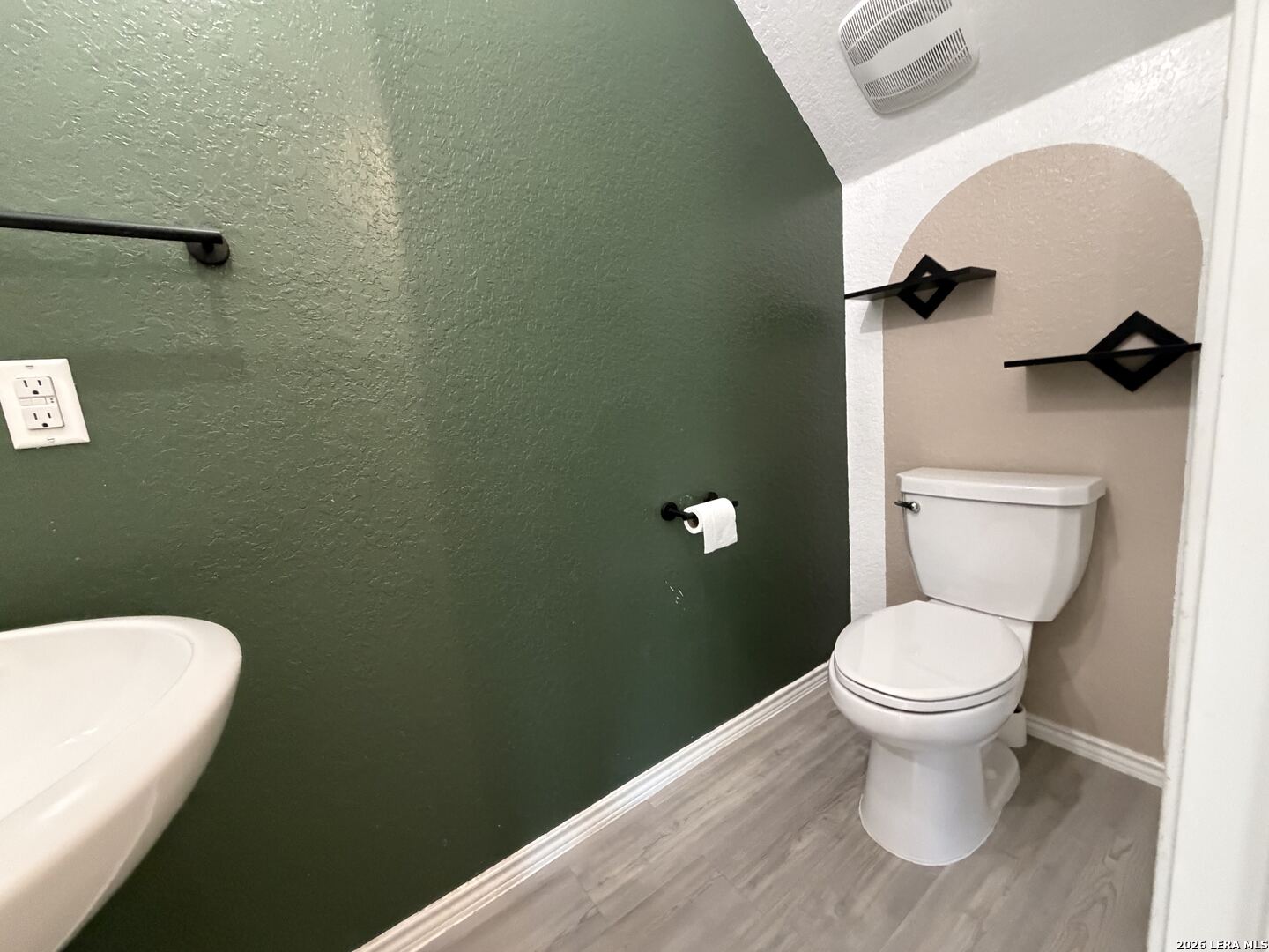 9599 Littleton Grist San Antonio TX 78254