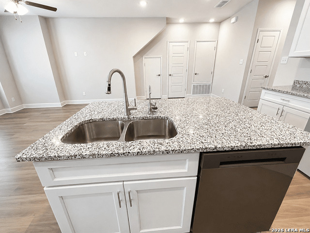 7204 Magnolia Creek San Antonio TX 78252