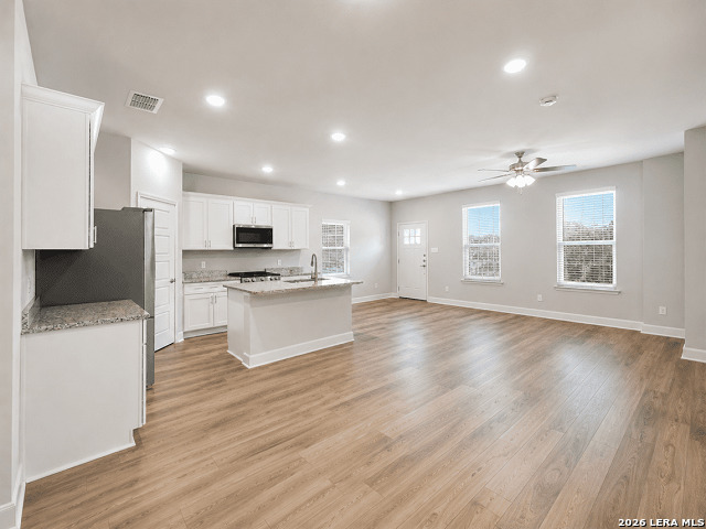 7204 Magnolia Creek San Antonio TX 78252