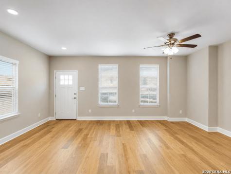 7204 Magnolia Creek San Antonio TX 78252