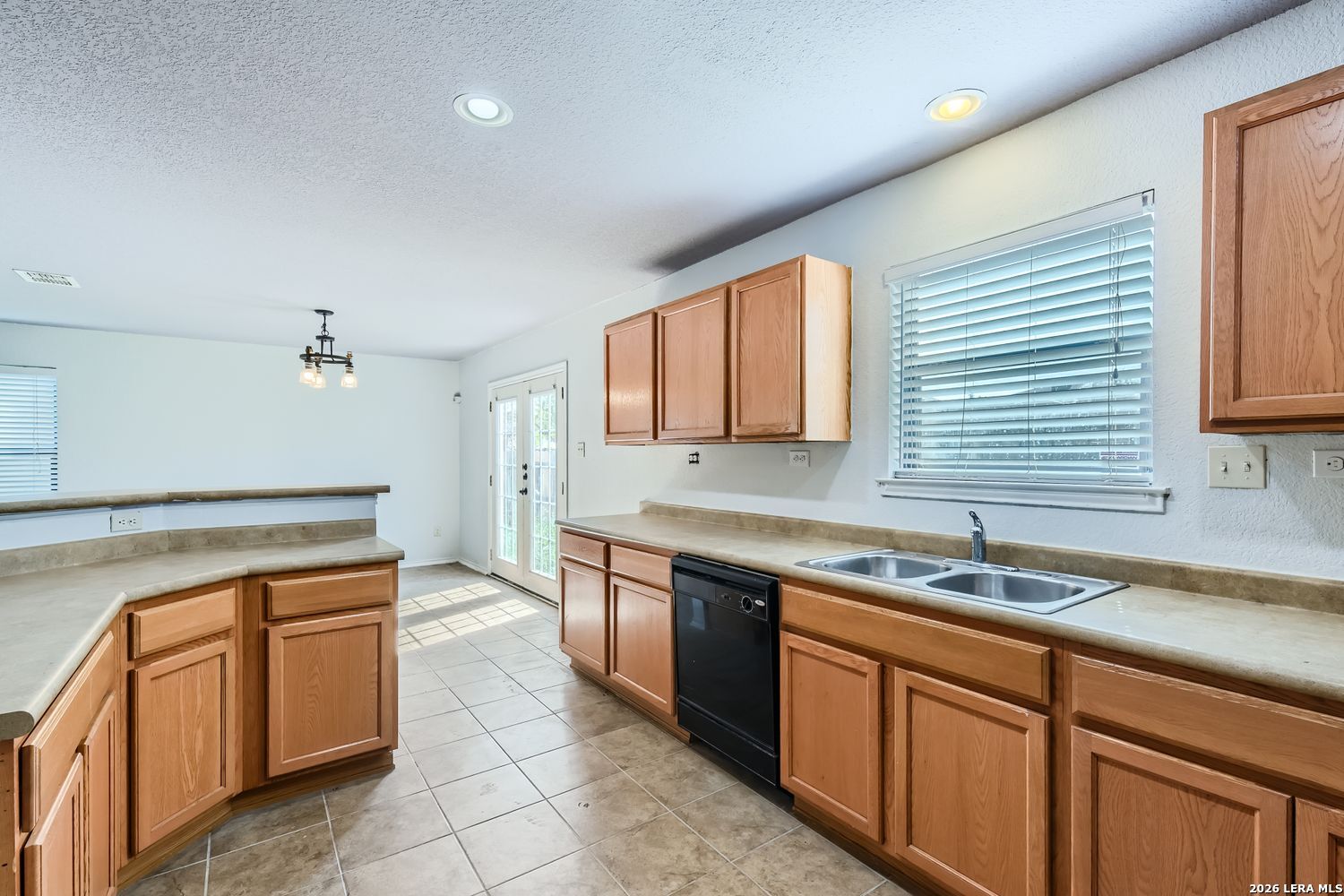 10202 Maple San Antonio TX 78245