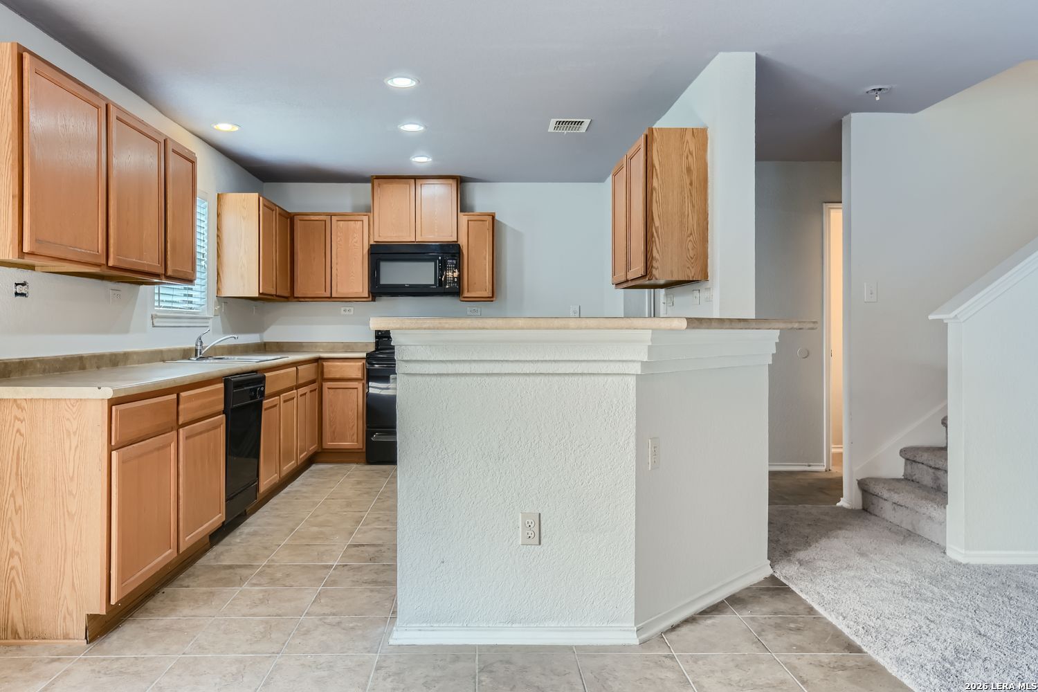 10202 Maple San Antonio TX 78245