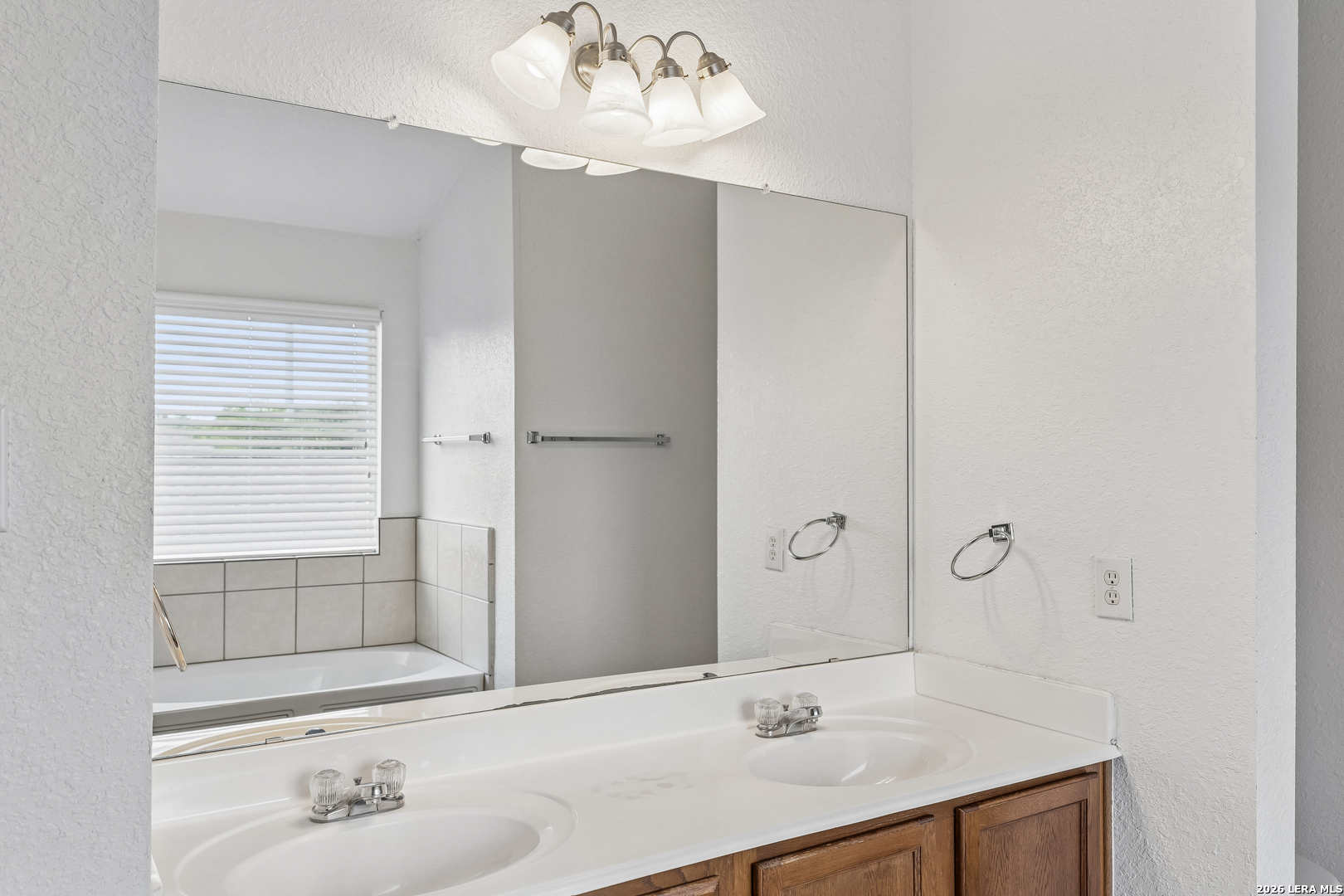 7938 Mainland Woods San Antonio TX 78250