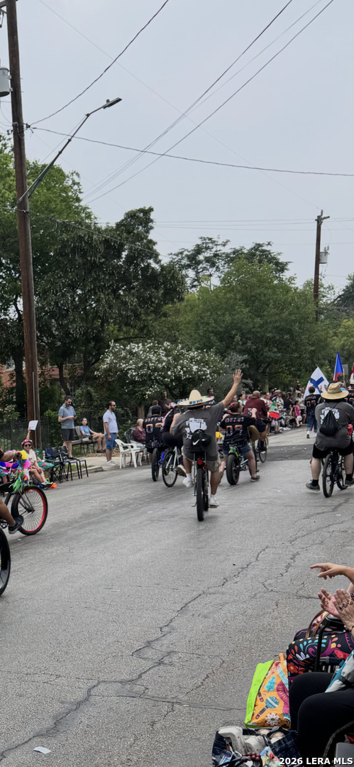 810 E Guenther San Antonio TX 78210